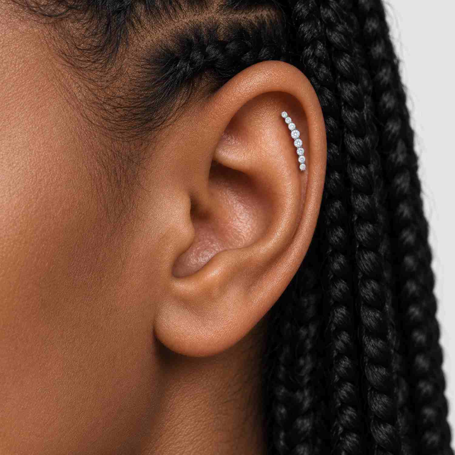 STD-015-CL_on-ear_Helix_slim-face_1500